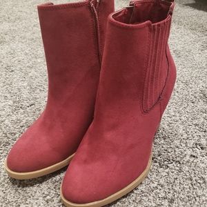 Sierra Women's Bootie Size 8